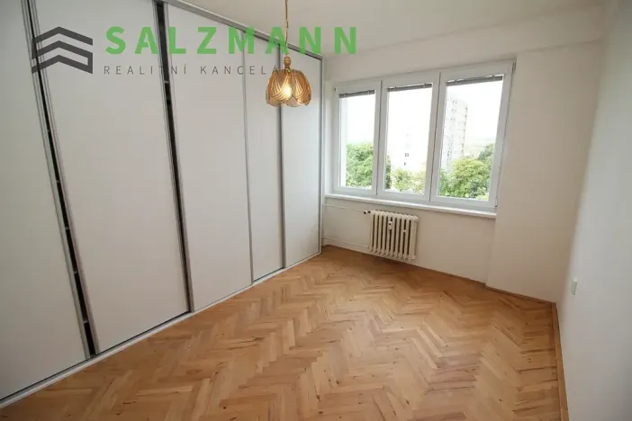 Pronájem bytu 2+1, Plzeň, náměstí Generála Píky, 48 m2