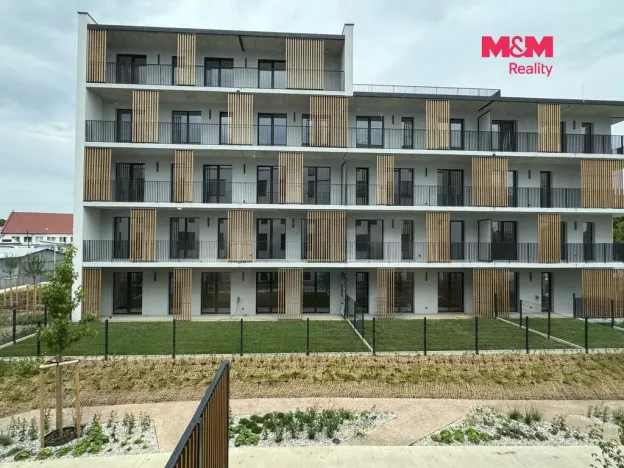 Pronájem bytu 2+kk, Kladno, U Engerthu, 54 m2