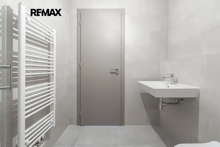 Prodej bytu 2+kk, Praha - Černý Most, Arnošta Valenty, 49 m2