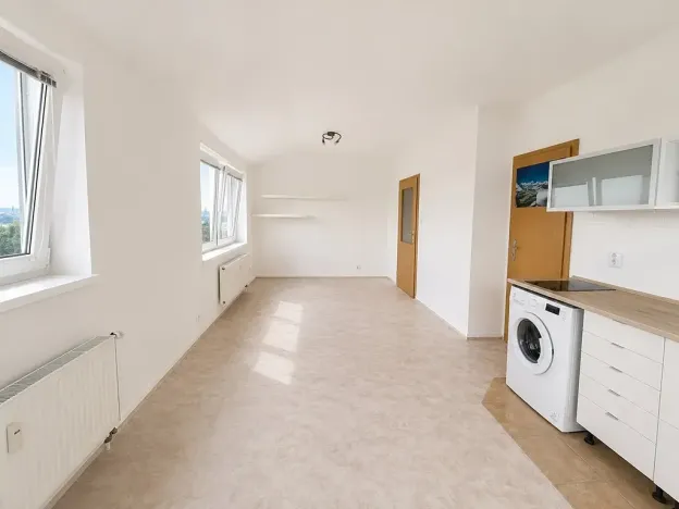 Pronájem bytu 1+kk, Praha - Prosek, Litoměřická, 28 m2