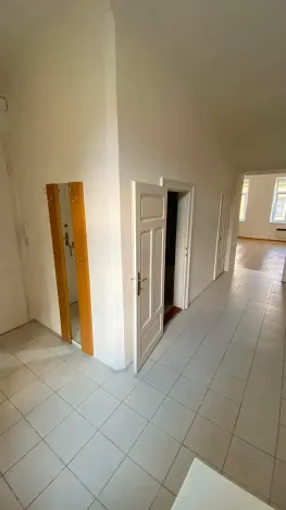 Pronájem bytu 4+1, Brno, Ptašínského, 100 m2