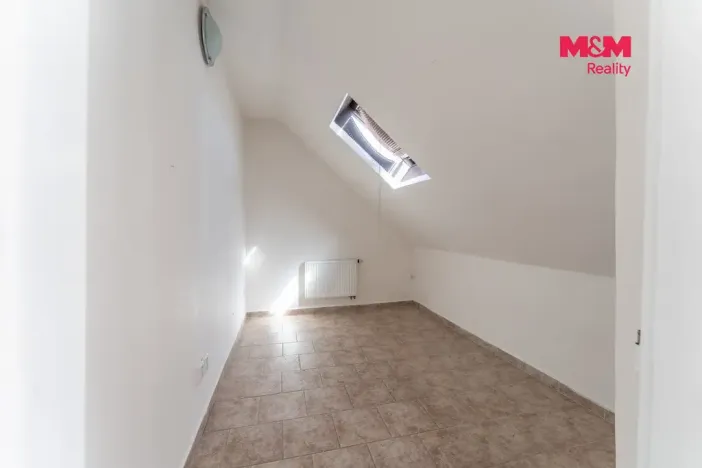 Prodej rodinného domu, Čáslav - Čáslav-Nové Město, Na Skále, 174 m2