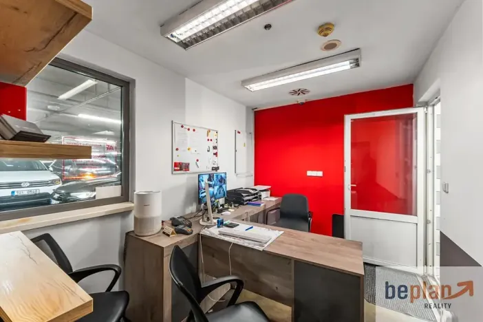 Prodej obchodního prostoru, Ústí nad Labem, Bílinská, 108 m2