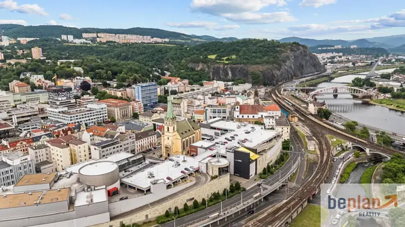 Prodej obchodního prostoru, Ústí nad Labem, Bílinská, 108 m2