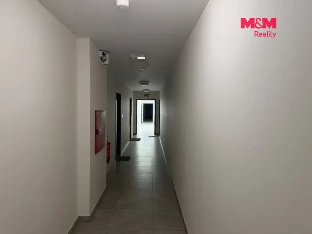 Pronájem bytu 2+kk, Praha - Strašnice, Limuzská, 50 m2