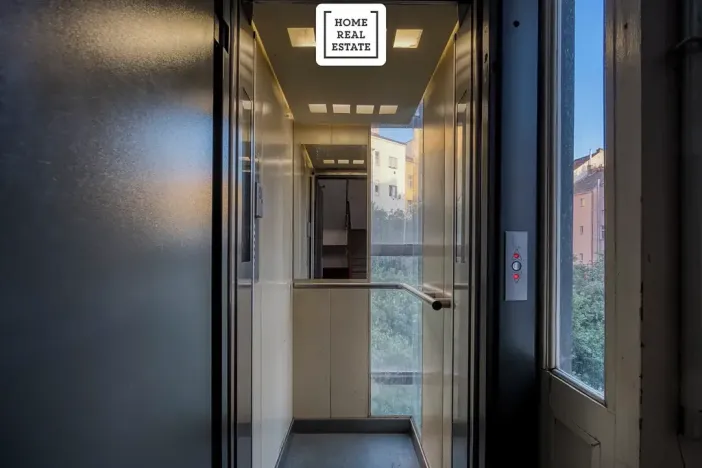 Prodej bytu 3+1, Praha - Žižkov, Příběnická, 85 m2