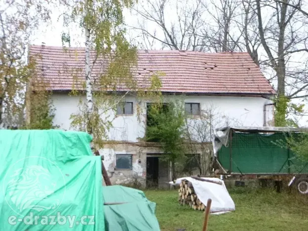 Dražba zemědělského objektu, Chroustovice, 522 m2