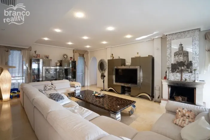 Prodej rodinného domu, La Mata, Alicante, Španělsko, 370 m2