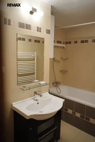 Pronájem bytu 2+kk, Praha - Košíře, Slávy Horníka, 56 m2