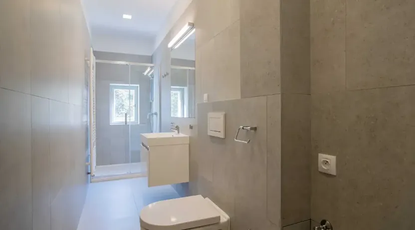 Pronájem bytu 2+kk, Praha, Křižíkova, 59 m2