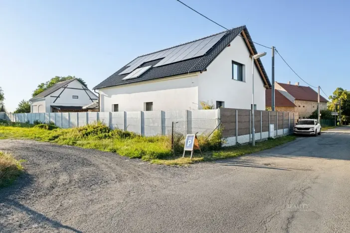 Prodej rodinného domu, Mělnické Vtelno - Radouň, Mělnická, 221 m2