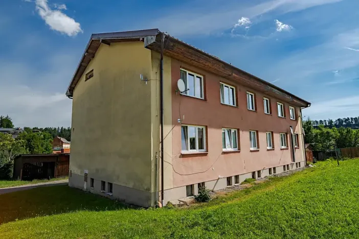 Prodej bytu 2+1, Nové Hrady, 75 m2
