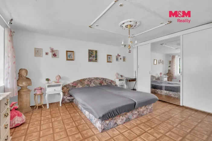 Prodej rodinného domu, Vinaře, 150 m2
