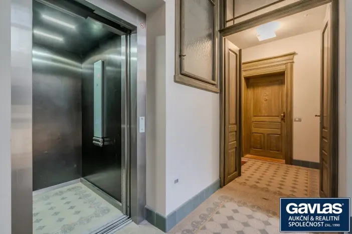 Prodej bytu 3+kk, Praha - Staré Město, Vězeňská, 88 m2