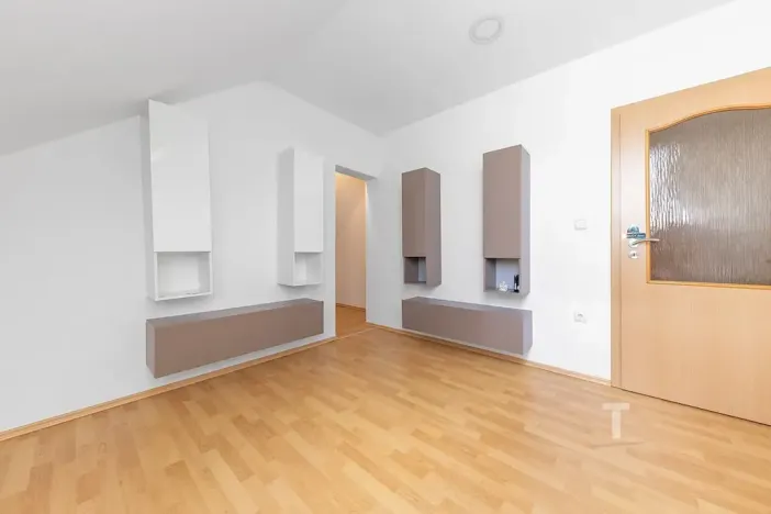 Prodej rodinného domu, Lechovice, 280 m2