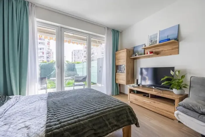 Prodej bytu 1+kk, Praha - Horní Měcholupy, Mantovská, 40 m2