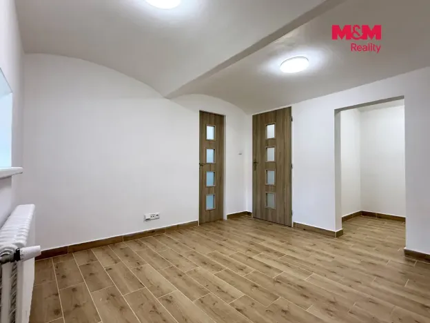 Pronájem bytu 2+1, Hobšovice - Skůry, 78 m2