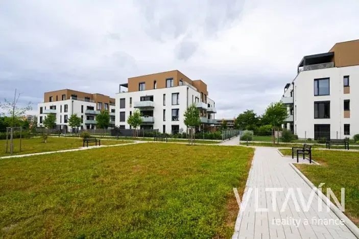 Pronájem bytu 2+kk, Praha - Bohnice, Pekařova, 50 m2