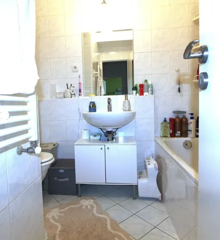 Pronájem bytu 2+kk, Praha - Troja, Hnězdenská, 46 m2