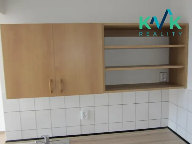 Pronájem bytu 1+kk, Karlovy Vary, Krále Jiřího, 22 m2