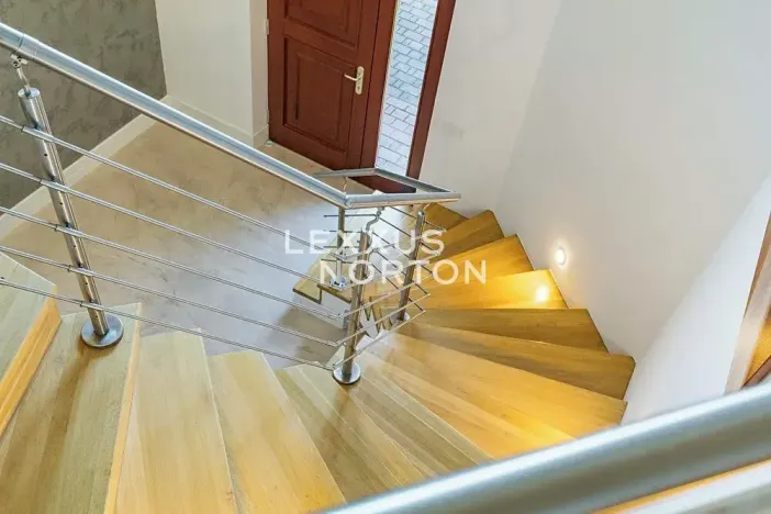 Prodej rodinného domu, Zvole, Hlavní, 378 m2