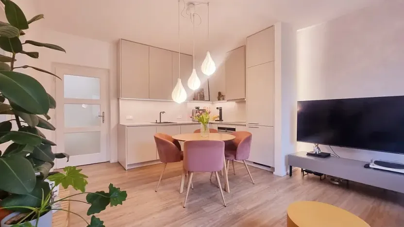 Pronájem bytu 2+kk, Brno, Hoblíkova, 62 m2