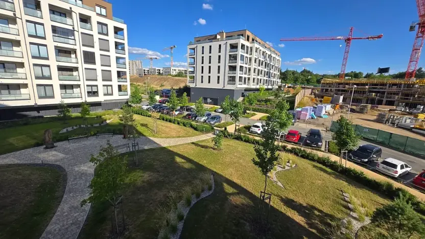 Pronájem bytu 2+kk, Praha - Hlubočepy, Gollové, 51 m2