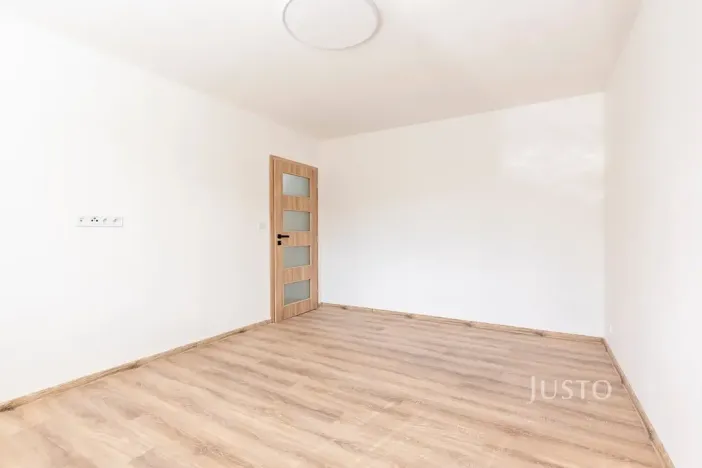 Pronájem bytu 2+1, Zlín, L. Váchy, 54 m2