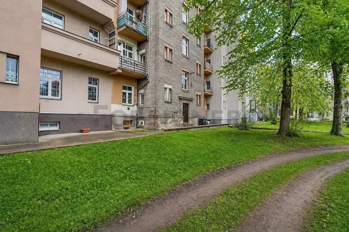 Pronájem bytu 2+kk, Praha - Nusle, Táborská, 51 m2