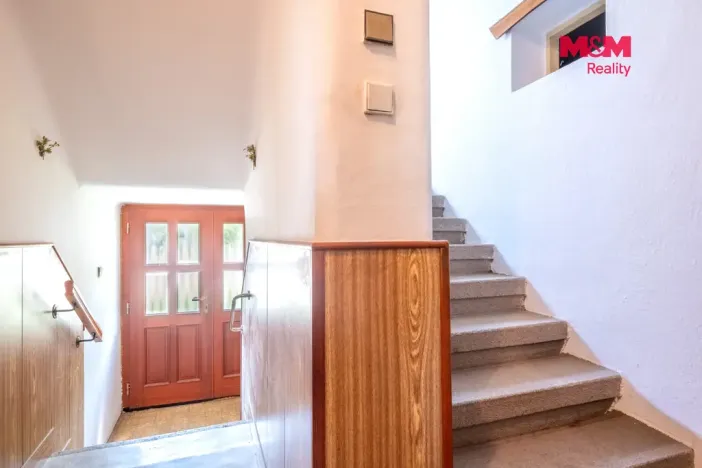 Prodej rodinného domu, Vyšší Brod - Těchoraz, 230 m2