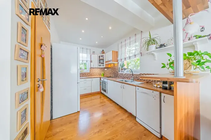 Prodej rodinného domu, Tuchlovice, U Školky, 130 m2