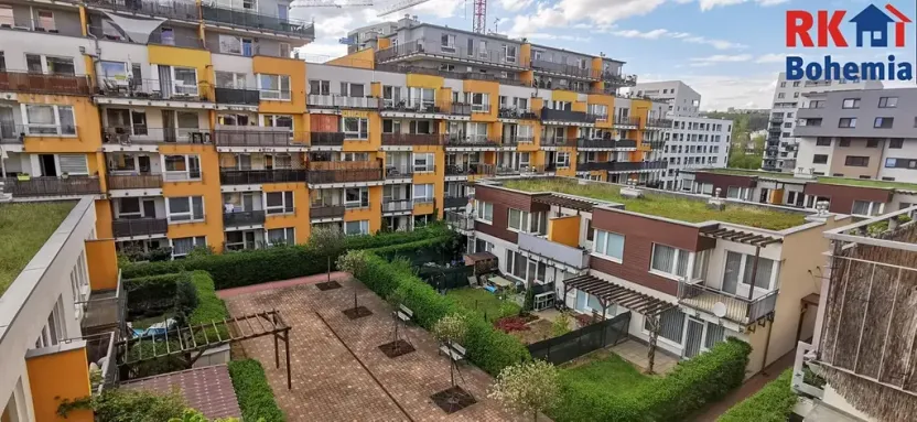 Pronájem bytu 2+kk, Praha - Vysočany, Pod Harfou, 57 m2