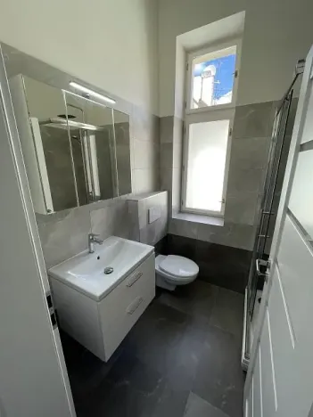 Pronájem bytu 1+kk, Praha, Legerova, 25 m2