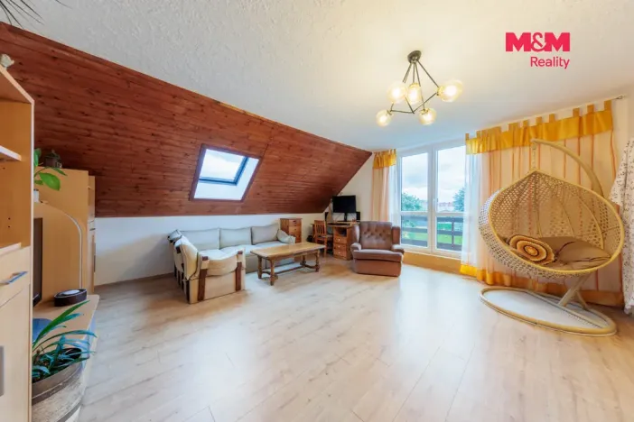 Prodej rodinného domu, Karlovy Vary - Dvory, V Lučinách, 330 m2