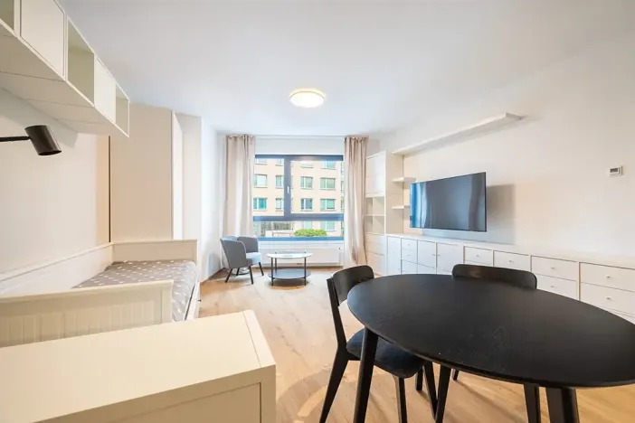 Prodej bytu 1+kk, Praha, Milánská, 31 m2