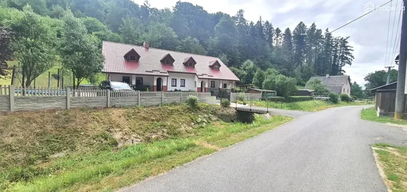 Prodej rodinného domu, Šumvald, 350 m2