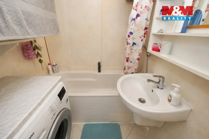 Prodej bytu 2+1, Mrákotín, 69 m2