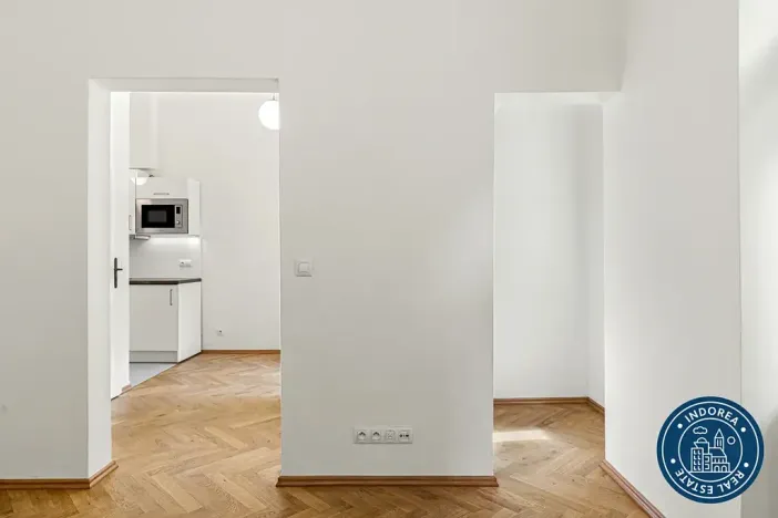 Pronájem bytu 2+kk, Praha - Vinohrady, Máchova, 32 m2