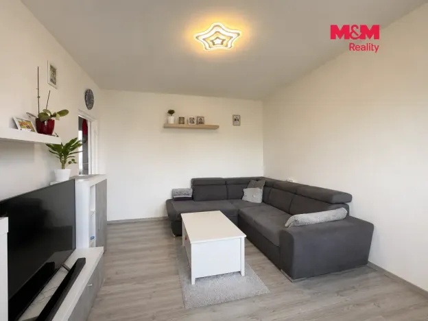 Prodej bytu 3+1, Žatec, Mládežnická, 78 m2