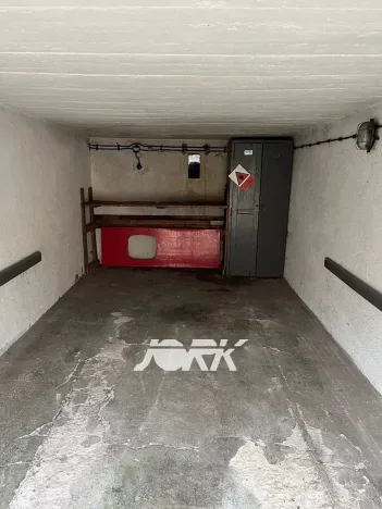 Pronájem garáže, Pardubice, K Židovskému hřbitovu, 18 m2