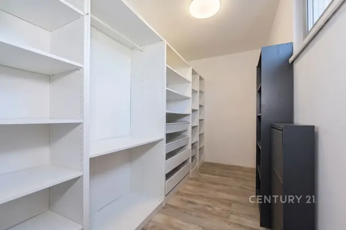 Pronájem rodinného domu, Lužice, 104 m2
