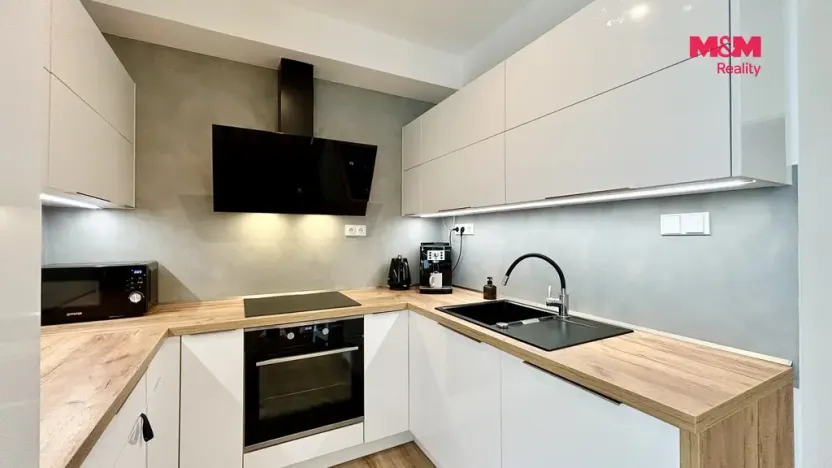 Pronájem bytu 3+kk, Poděbrady - Poděbrady V, Vrchlického, 69 m2