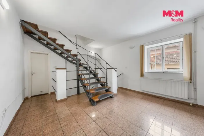 Prodej rodinného domu, Kadaň, Boženy Němcové, 500 m2