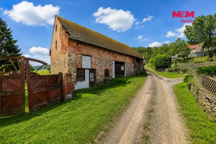 Prodej zemědělské usedlosti, Klášterec nad Ohří - Klášterecká Jeseň, 225 m2