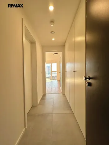 Pronájem bytu 2+kk, Praha - Strašnice, Ramonova, 50 m2