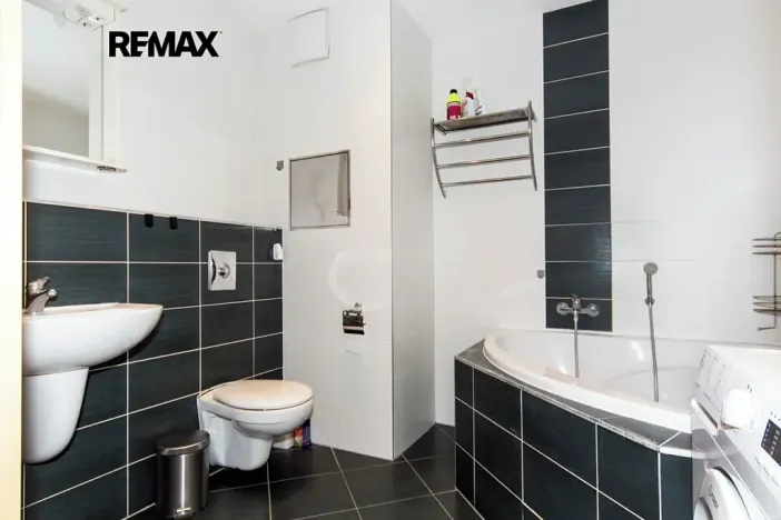 Pronájem bytu 2+kk, Praha - Pitkovice, Pečárková, 52 m2