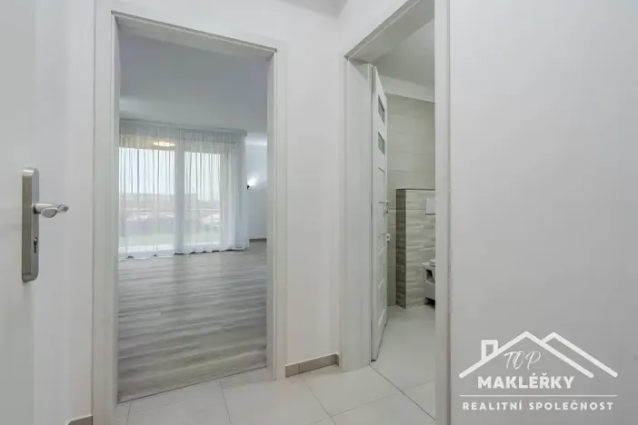 Pronájem bytu 1+kk, Uhlířské Janovice, Hrnčířská, 30 m2