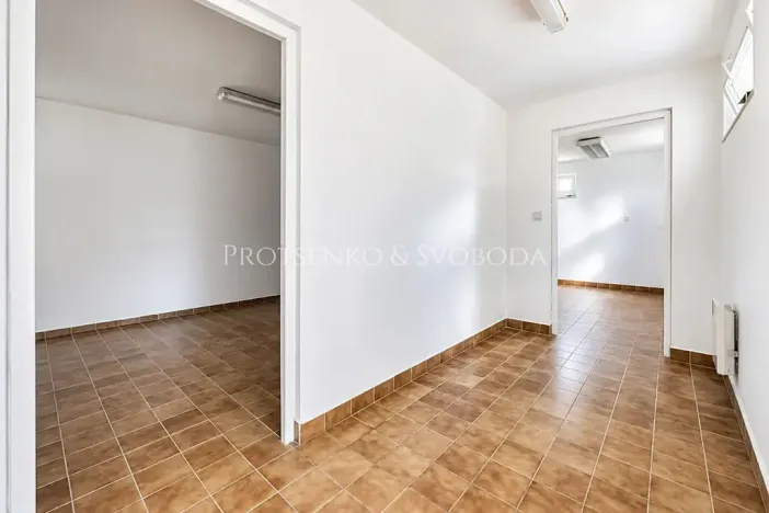 Prodej činžovního domu, Křižanov, Benešovo náměstí, 530 m2