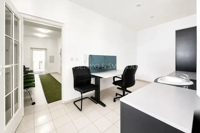 Prodej vily, Křižanov, Benešovo náměstí, 530 m2