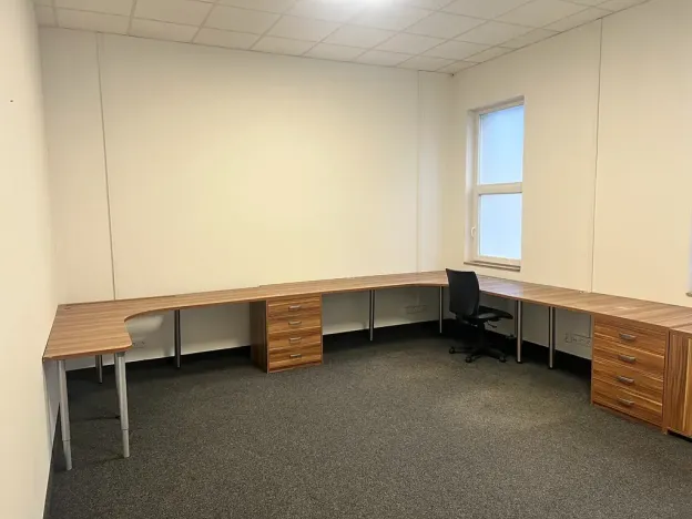 Pronájem obchodního prostoru, Dalovice, Botanická, 550 m2